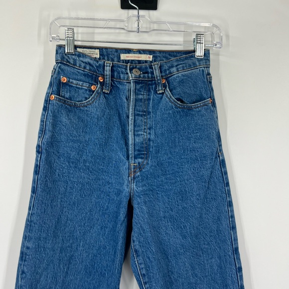 Levi’s Ribcage Straight High Rise Button Fly Jeans - Picture 2 of 8